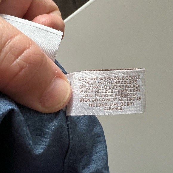 Weekends By Chicos Zip Up Drawstring Waist Vest Slate Blue Size 2 - Picture 9 of 9